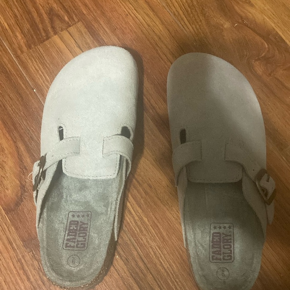 Faded Glory Light Gray Suede Slip-On Mules